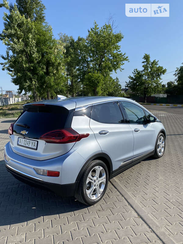 Хэтчбек Chevrolet Bolt EV 2017 в Ирпене фото 5 Хэтчбек Chevrolet Bolt EV 2017 в Ирпене