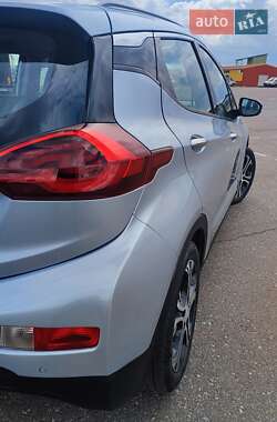Хэтчбек Chevrolet Bolt EV 2017 в 