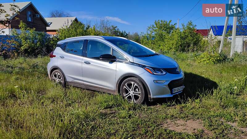 Хэтчбек Chevrolet Bolt EV 2017 в Одессе фото 35 Хэтчбек Chevrolet Bolt EV 2017 в Одессе