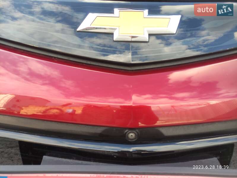 Хэтчбек Chevrolet Bolt EV 2017 в Киеве