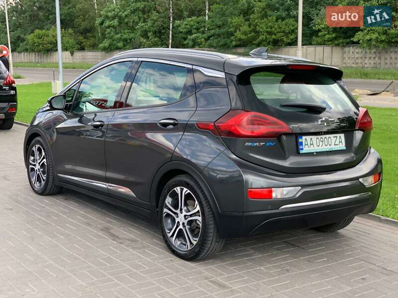 Хэтчбек Chevrolet Bolt EV 2018 в Киеве
