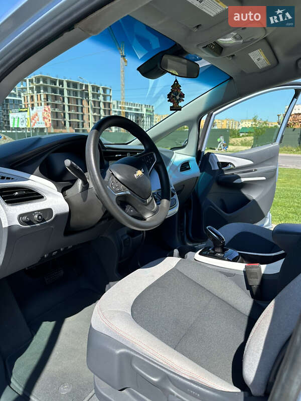 Хэтчбек Chevrolet Bolt EV 2017 в Ужгороде