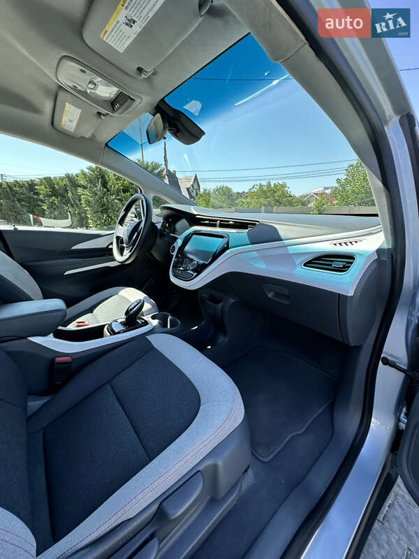Хэтчбек Chevrolet Bolt EV 2017 в Ужгороде