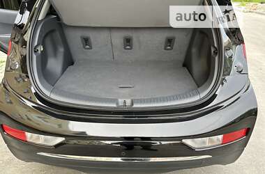 Хэтчбек Chevrolet Bolt EV 2020 в 