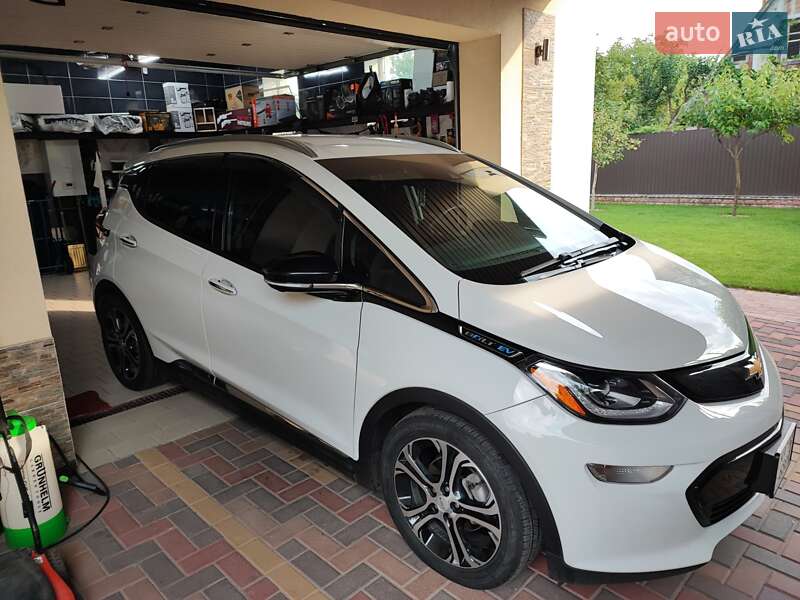 Хетчбек Chevrolet Bolt EV 2017 в Києві