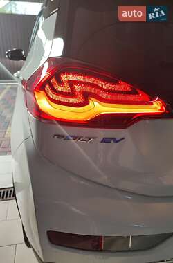 Хэтчбек Chevrolet Bolt EV 2017 в Киеве