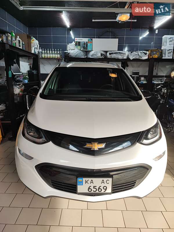 Хетчбек Chevrolet Bolt EV 2017 в Києві