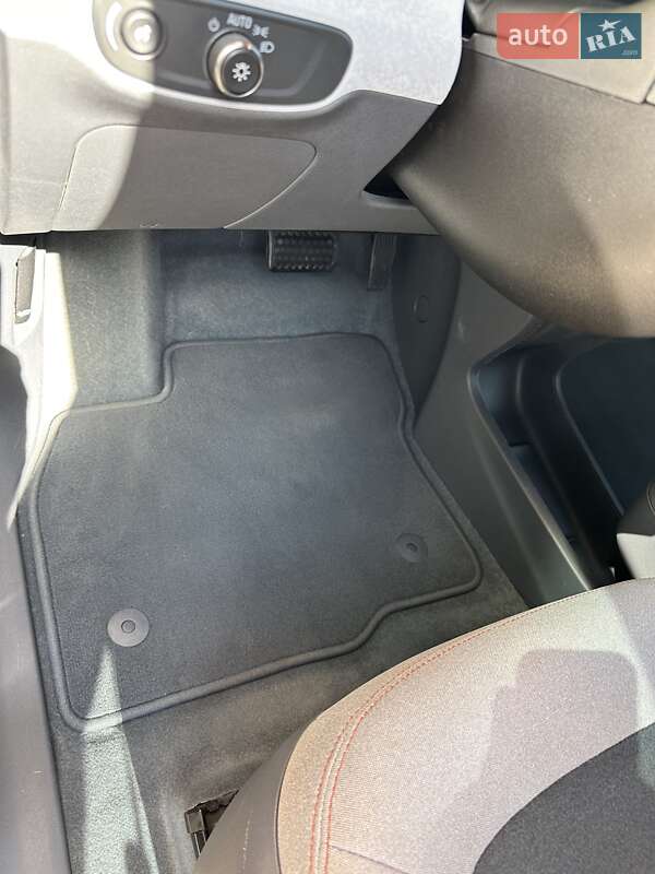 Хэтчбек Chevrolet Bolt EV 2019 в Одессе