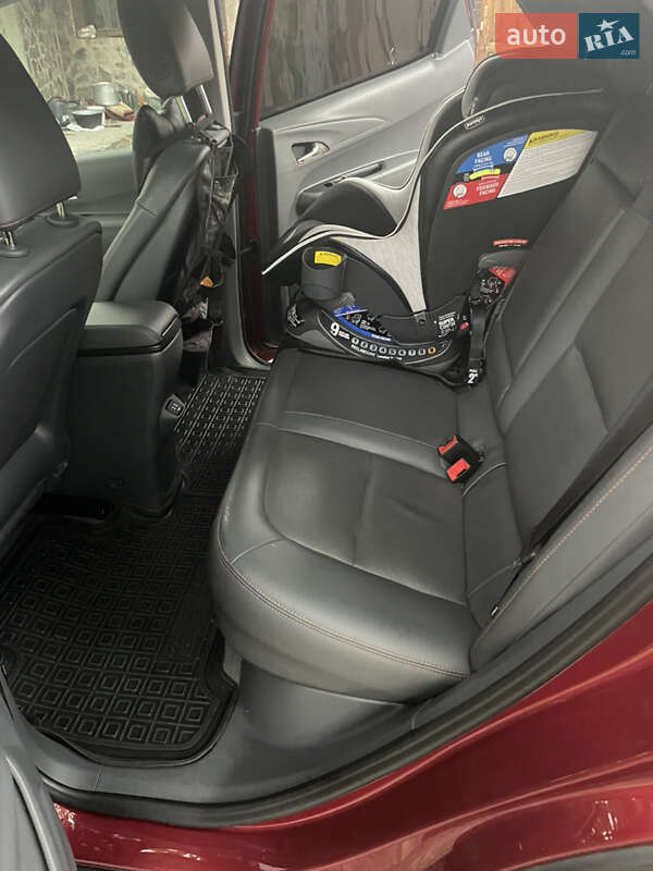 Хэтчбек Chevrolet Bolt EV 2017 в Ужгороде