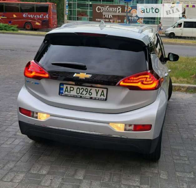 Хэтчбек Chevrolet Bolt EV 2017 в Запорожье