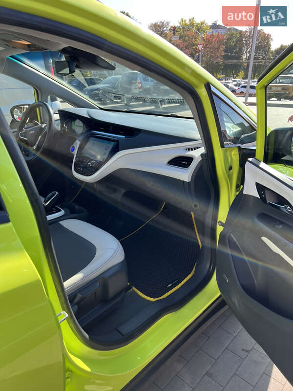 Хэтчбек Chevrolet Bolt EV 2018 в Виннице