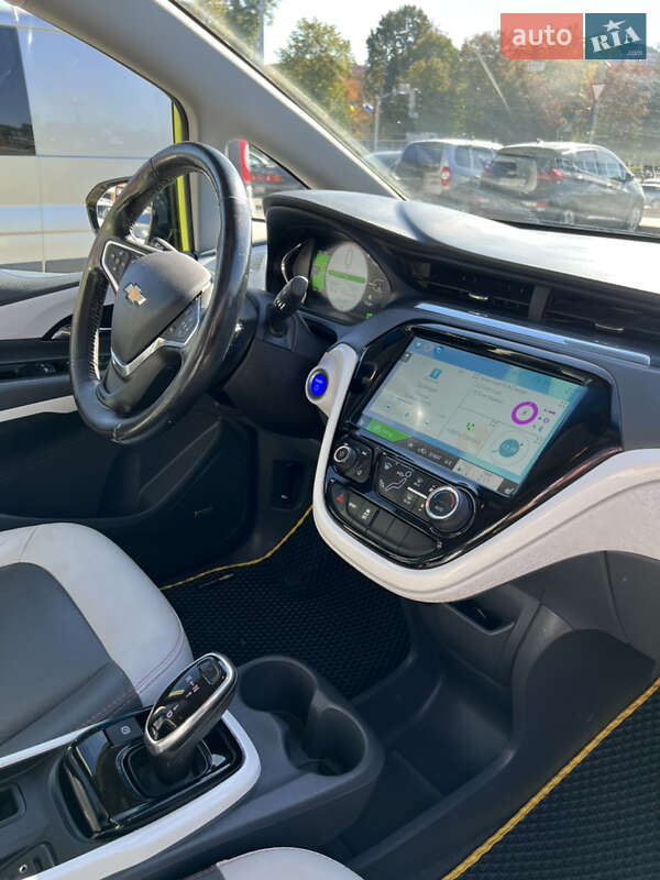Хэтчбек Chevrolet Bolt EV 2018 в Виннице
