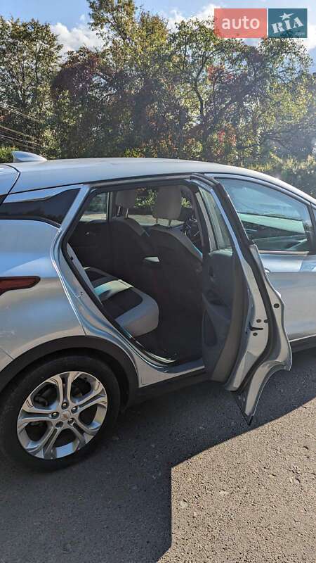 Хетчбек Chevrolet Bolt EV 2016 в Львові фото 7 Хетчбек Chevrolet Bolt EV 2016 в Львові