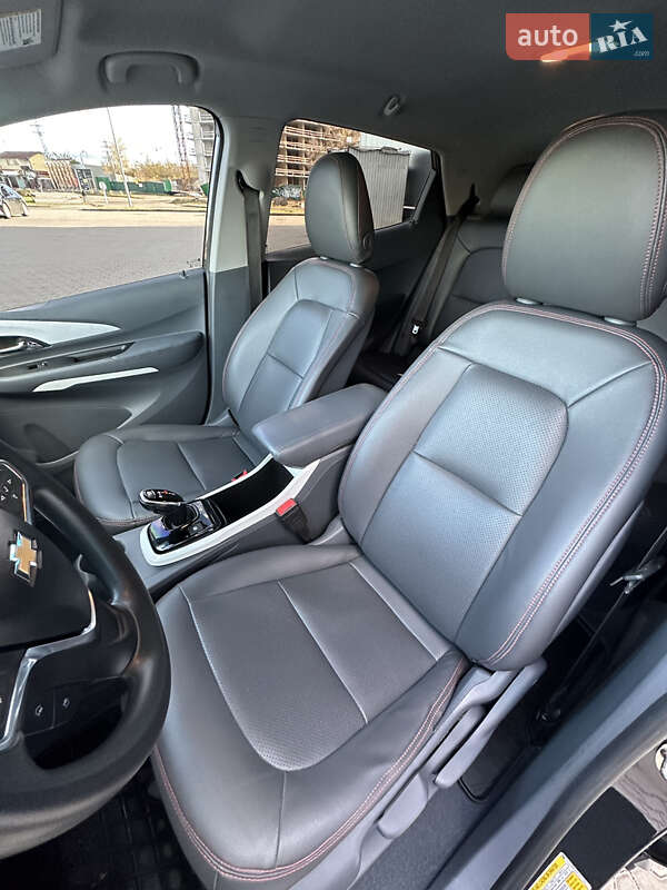 Хетчбек Chevrolet Bolt EV 2018 в Києві фото 31 Хетчбек Chevrolet Bolt EV 2018 в Києві