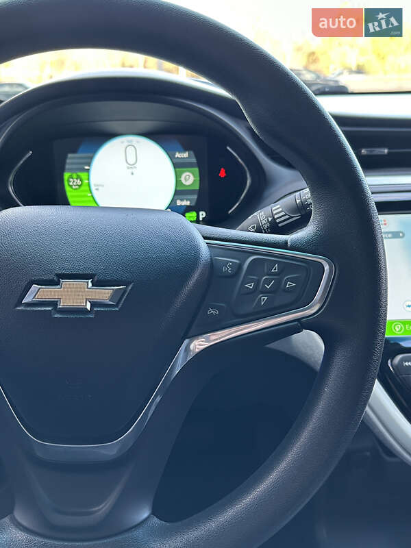 Хетчбек Chevrolet Bolt EV 2018 в Києві фото 26 Хетчбек Chevrolet Bolt EV 2018 в Києві