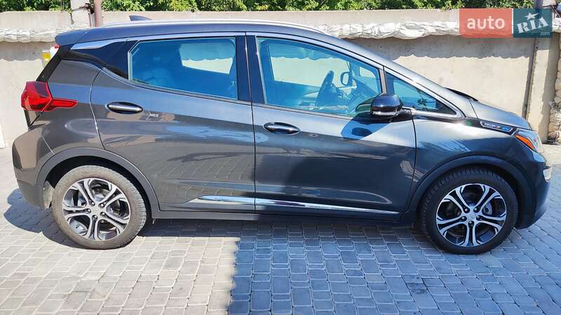 Хэтчбек Chevrolet Bolt EV 2016 в Южноукраинске