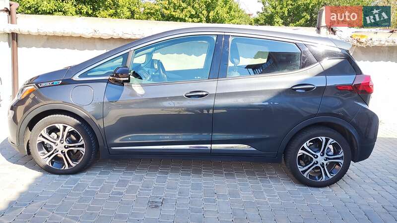 Хэтчбек Chevrolet Bolt EV 2016 в Южноукраинске