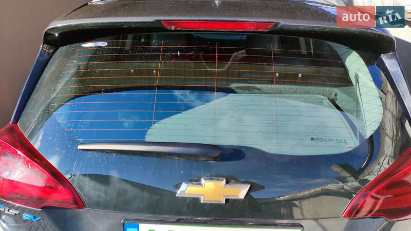 Хэтчбек Chevrolet Bolt EV 2016 в Южноукраинске