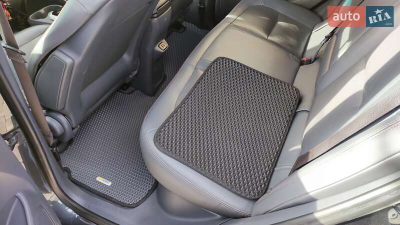 Хэтчбек Chevrolet Bolt EV 2016 в Южноукраинске