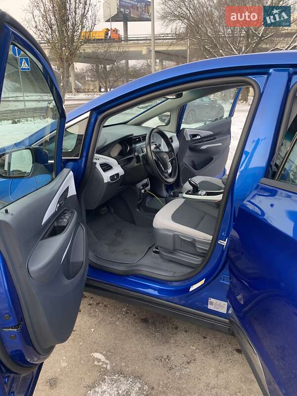 Хетчбек Chevrolet Bolt EV 2021 в Києві фото 9 Хетчбек Chevrolet Bolt EV 2021 в Києві