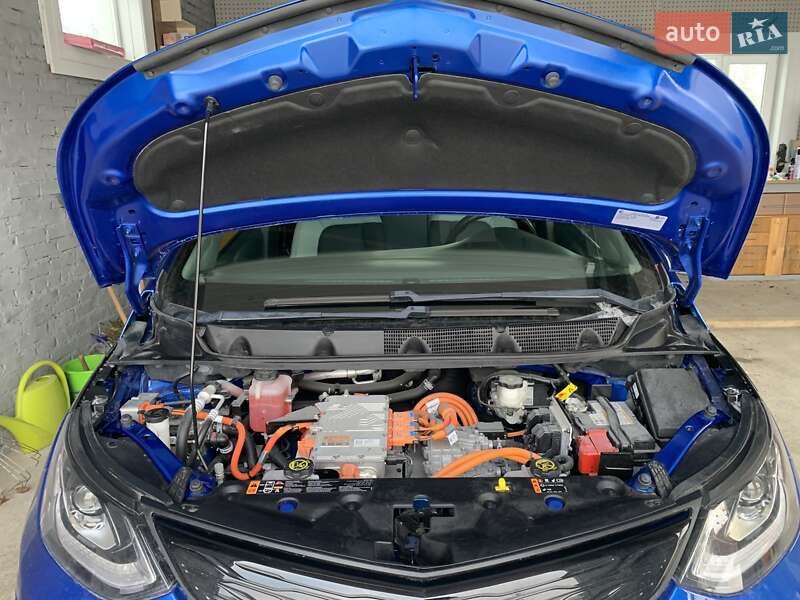 Хетчбек Chevrolet Bolt EV 2021 в Києві фото 6 Хетчбек Chevrolet Bolt EV 2021 в Києві