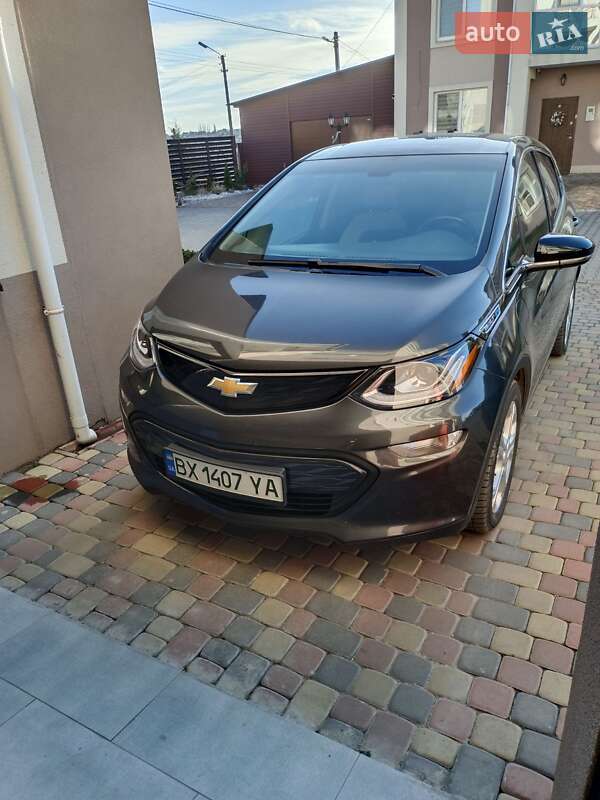 Хэтчбек Chevrolet Bolt EV 2018 в Хмельницком фото 3 Хэтчбек Chevrolet Bolt EV 2018 в Хмельницком