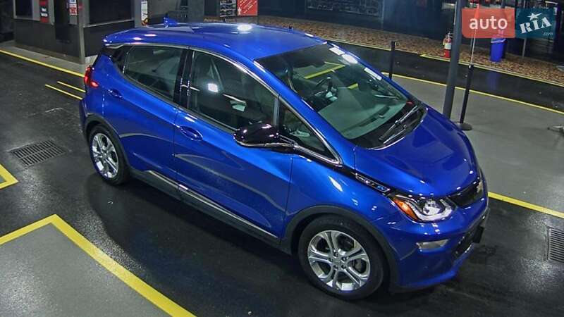 Хетчбек Chevrolet Bolt EV 2017 в Києві фото 31 Хетчбек Chevrolet Bolt EV 2017 в Києві