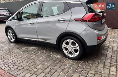Хэтчбек Chevrolet Bolt EV 2018 в 