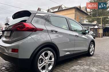 Хэтчбек Chevrolet Bolt EV 2018 в 