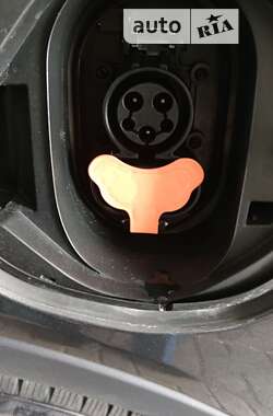 Хэтчбек Chevrolet Bolt EV 2020 в 