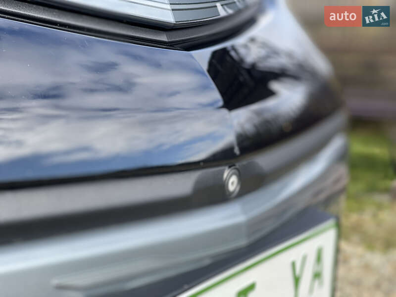 Хэтчбек Chevrolet Bolt EV 2017 в Рожнятове фото 20 Хэтчбек Chevrolet Bolt EV 2017 в Рожнятове