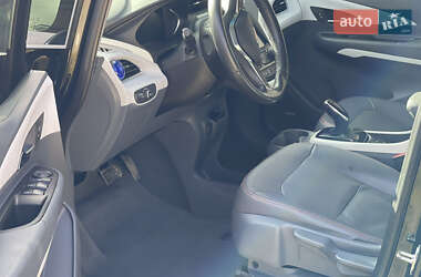 Хетчбек Chevrolet Bolt EV 2017 в  фото 24 Хетчбек Chevrolet Bolt EV 2017 в