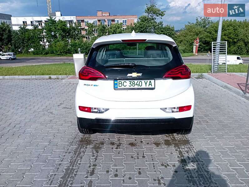 Хетчбек Chevrolet Bolt EV 2017 в Львові фото 3 Хетчбек Chevrolet Bolt EV 2017 в Львові