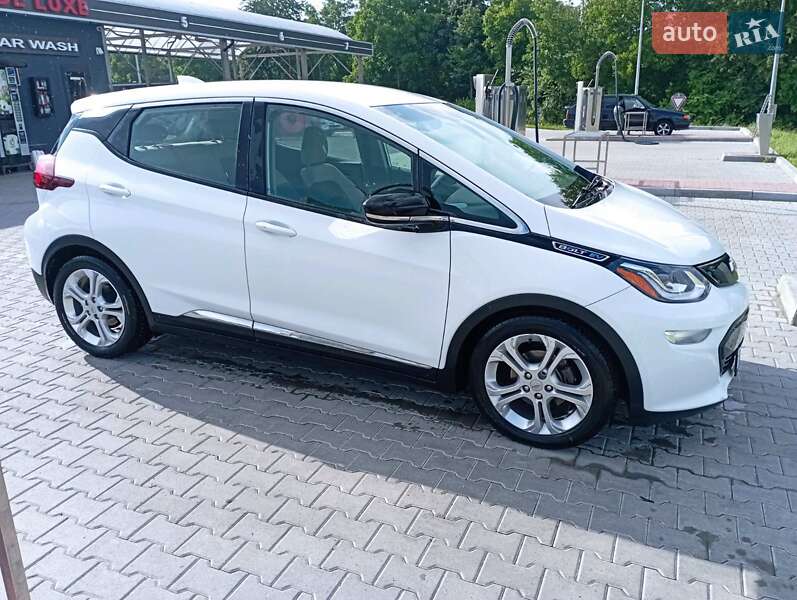 Хетчбек Chevrolet Bolt EV 2017 в Львові фото 6 Хетчбек Chevrolet Bolt EV 2017 в Львові