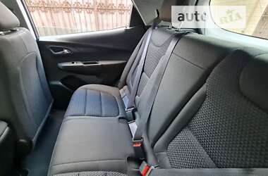 Хэтчбек Chevrolet Bolt EV 2023 в 