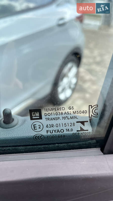 Хэтчбек Chevrolet Bolt EV 2020 в Николаеве