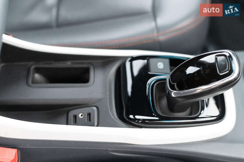 Хэтчбек Chevrolet Bolt EV 2017 в Днепре