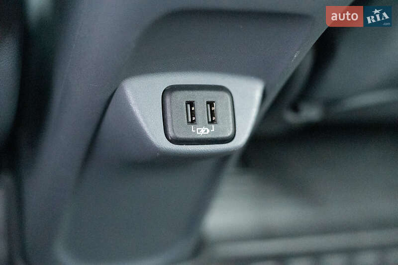 Хэтчбек Chevrolet Bolt EV 2017 в Днепре