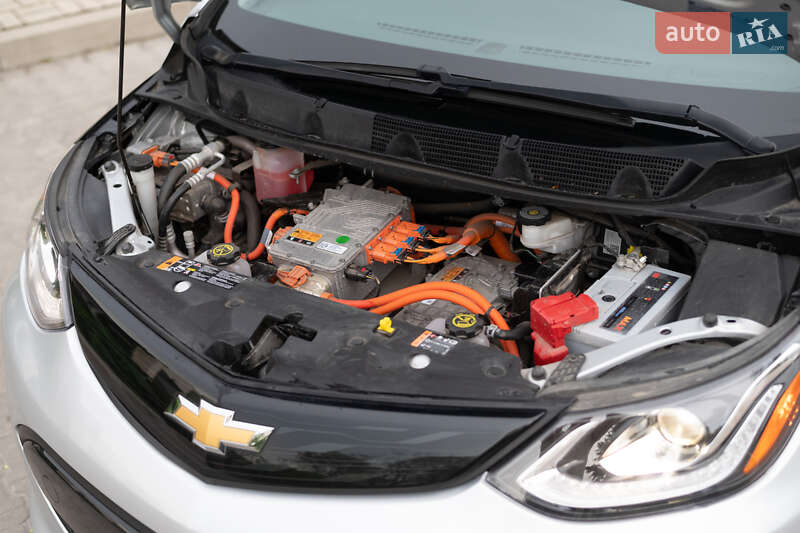 Хэтчбек Chevrolet Bolt EV 2017 в Днепре