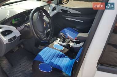 Хетчбек Chevrolet Bolt EV 2017 в Рені