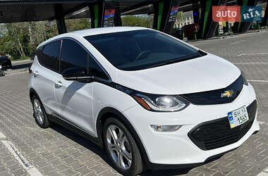 Хэтчбек Chevrolet Bolt EV 2018 в 