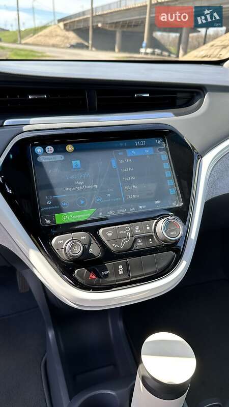 Хэтчбек Chevrolet Bolt EV 2020 в Кривом Роге
