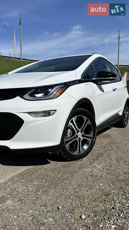 Хэтчбек Chevrolet Bolt EV 2020 в Кривом Роге