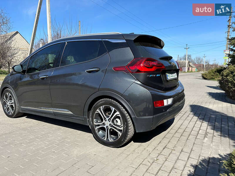 Хэтчбек Chevrolet Bolt EV 2017 в Днепре