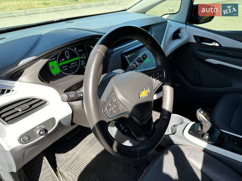 Хэтчбек Chevrolet Bolt EV 2017 в Днепре