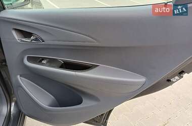 Хэтчбек Chevrolet Bolt EV 2017 в 