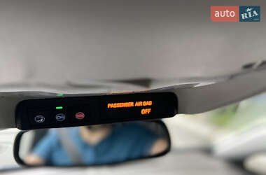 Хэтчбек Chevrolet Bolt EV 2022 в 