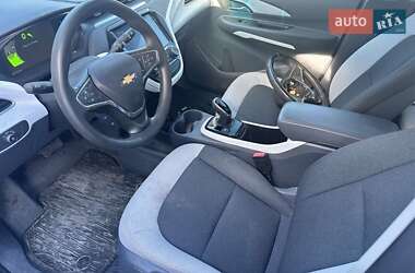 Хэтчбек Chevrolet Bolt EV 2017 в 