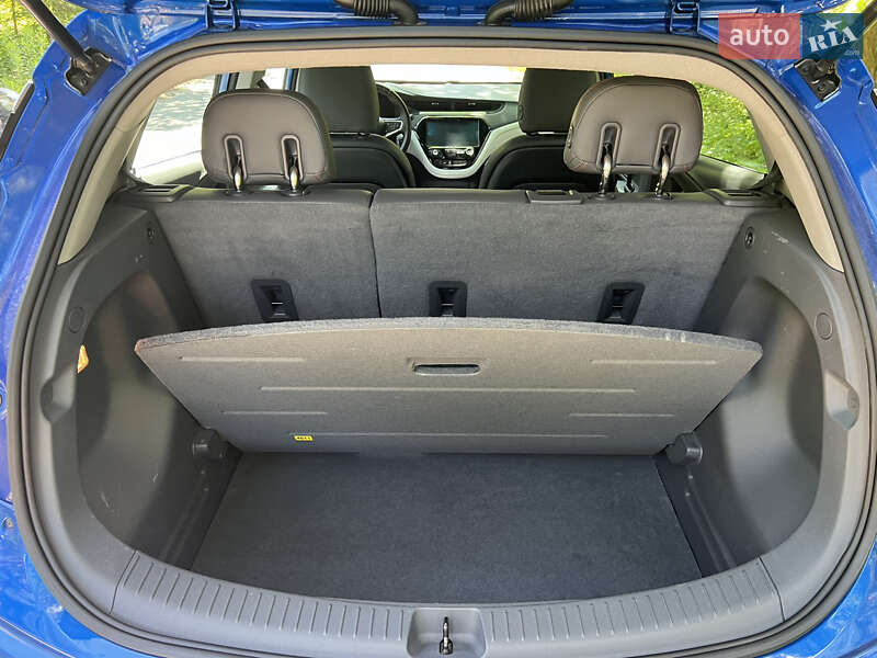 Хэтчбек Chevrolet Bolt EV 2020 в Броварах