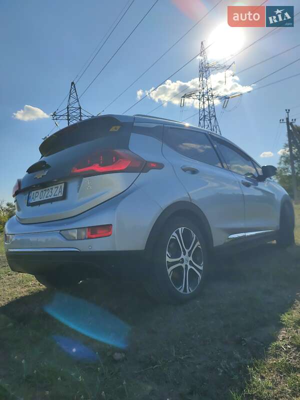 Хэтчбек Chevrolet Bolt EV 2017 в Запорожье